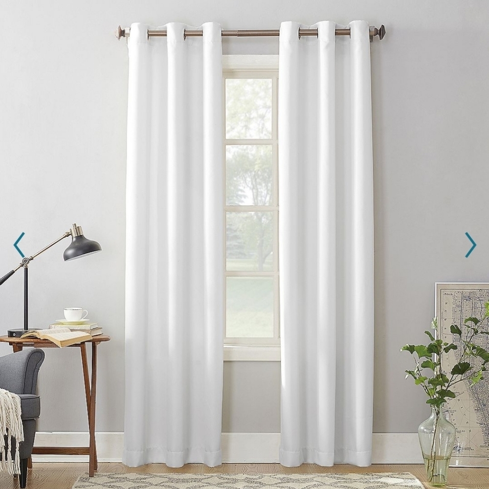 No 918 Textured Gromet Curtain Panel 40x95